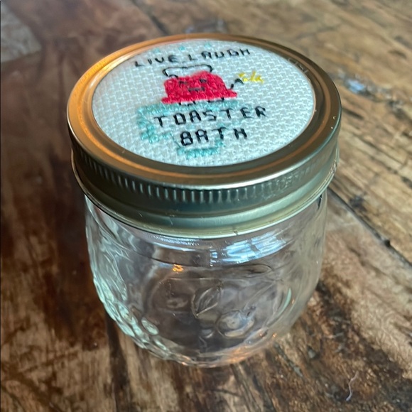 Live Laugh Toaster Bath Embroidered Art - Picture 3 of 4